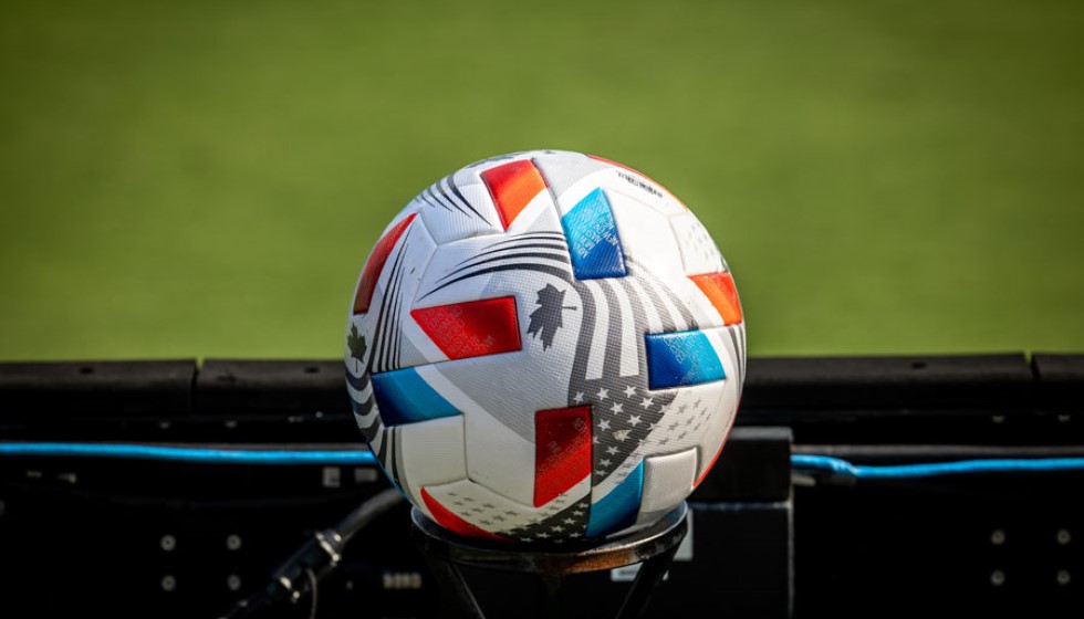 Andros Townsend Transfers to Antalyaspor from Luton Town